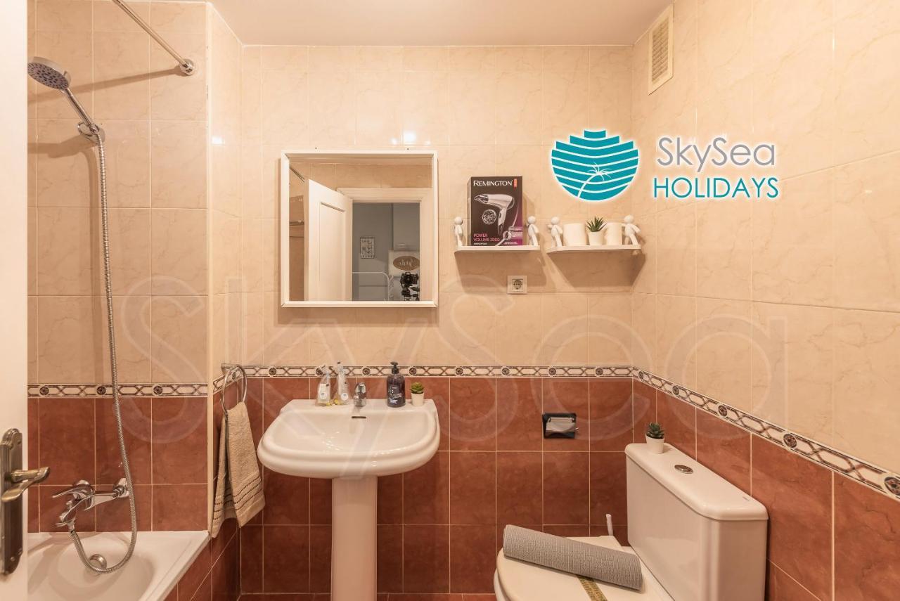 Sky Sea Holidays Malaga Turquesa エクステリア 写真